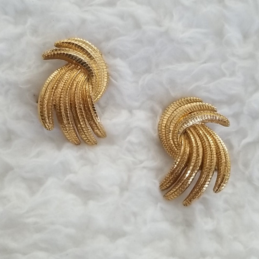 Monet Vintage 1980s Clip Firework Earrings
